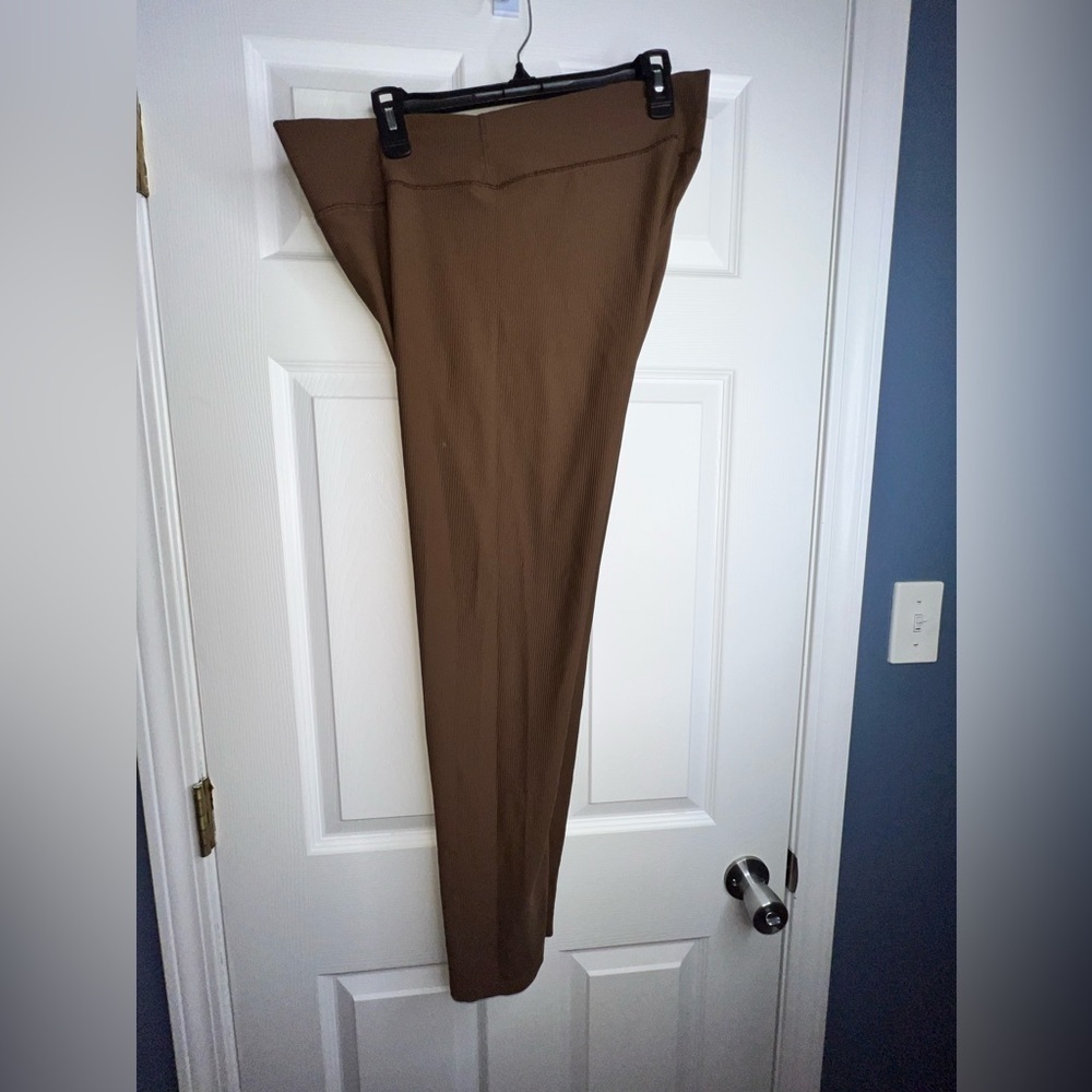 Old Navy Petites X Large Extra High Waist PowerSoft Rib Knit Flare Legging XLP - Picture 7 of 13
